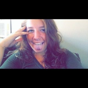 Meet your Posher, Angelina